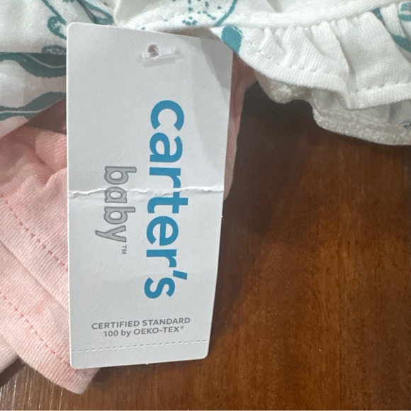 1 Preemie 3 Newborn 4 Piece Baby Girl Clothes Set Carters And Little me. - Picture 4 of 10